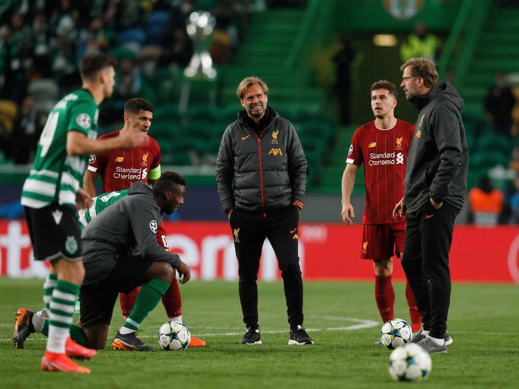 轉會市場中 轉會市場中